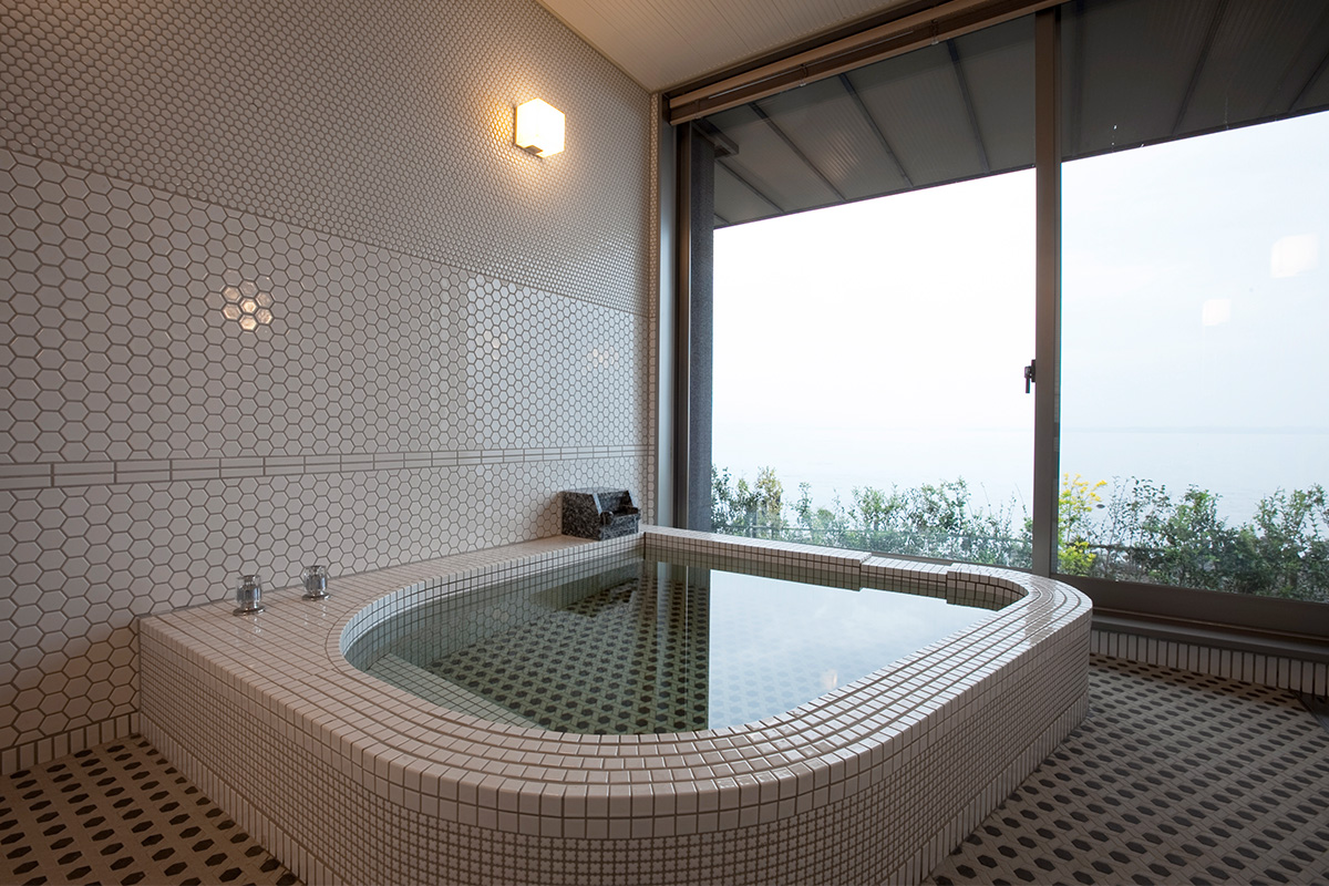 ウィングヴィラ 浴室